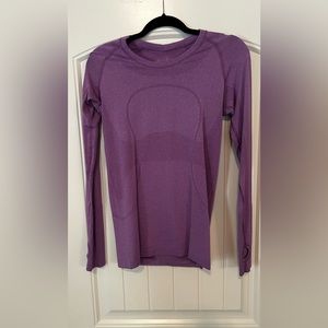 lululemon workout top